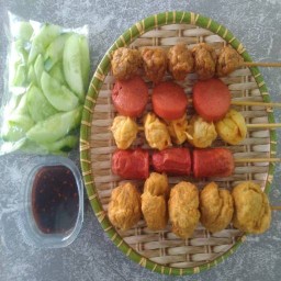 ลูกชิ้นทอดนายอาม หน้าBRY