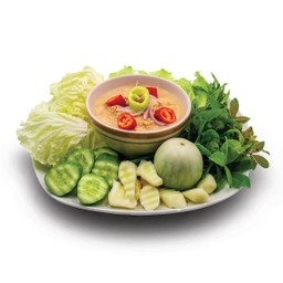 หลนปลาอินทรีย์เค็ม พร้อมชุดผัก