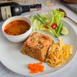 18ข้าวผัดต้มยำกุ้ง เเละน้ำซุปต้มยำ