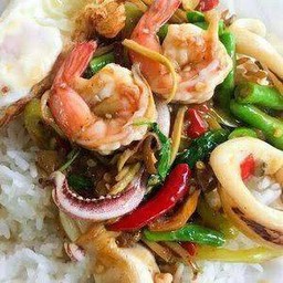 ผัดฉ่า ราดข้าว