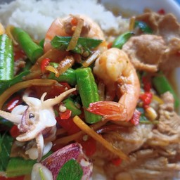 ผัดฉ่า รวมมิตร