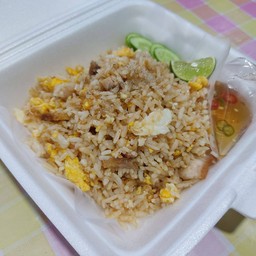 ข้าวผัดเด็ก (ไข่+หมูสับ ไม่ผัก)