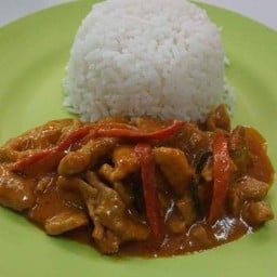 ข้าว+ผัดพะแนง