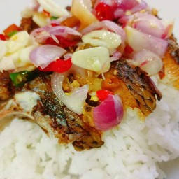 ข้าวปลาแกะ&น้ำพริกป้าจงหน้าซีมอล  ชัยนาท