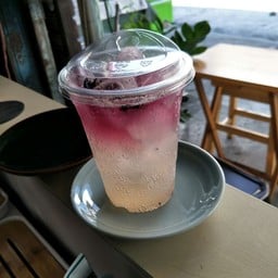 บ๊วยม่วงโซดา