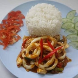 ข้าว+ปลาหมึกผัดไข่เค็ม