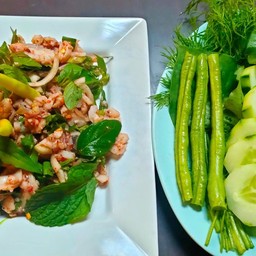 [อร่อยซ่ากับโค้ก] ลาบปลานิล +  โค้ก ออริจินัล (ขวด)