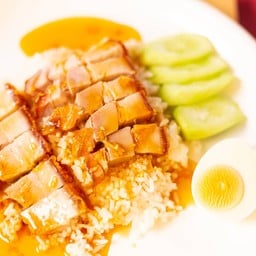 ข้าวหมูกรอบ