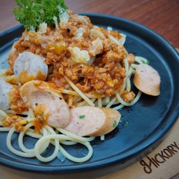 สปาเก็ตตี้ไส้กรอกหมูโฮมเมดโบโลนีส