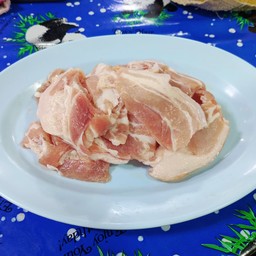 หมูสามชั้น 500g.