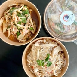 ยำเส้นแก้วผักฉ่ำ, ลาบเห็ดผักฉ่ำ 