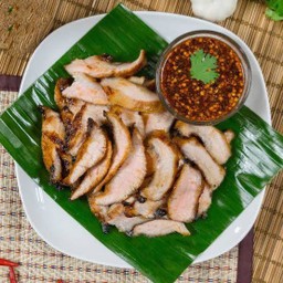 หมูย่างจิ้มแจ่ว