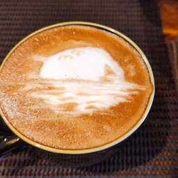 ลาเต้ร้อน