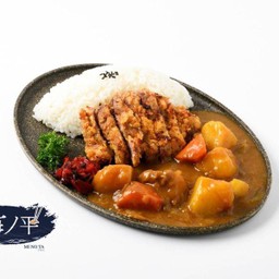 ข้าวหน้าหมูทอดแกงกะหรี่ญี่ปุ่น