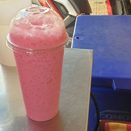 นมชมพูเย็น