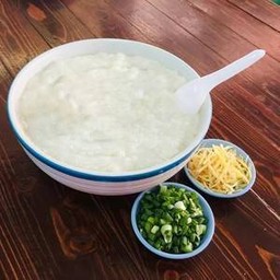 เจ๊นึก โจ๊กต้มเลือดหมูก๋วยจั๊บข้าวต้มเครื่อง