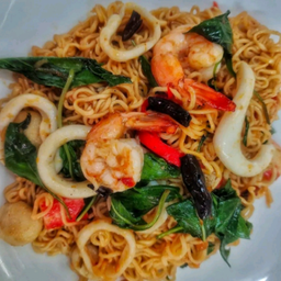 สปาเกตตี้ผัดพริกแห้ง