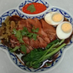 ขาหมูชุดเนื้อ_หนังไข่