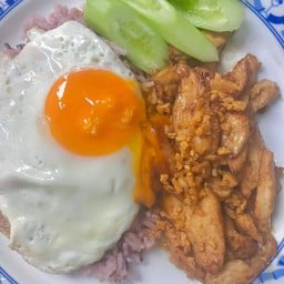 ไก่ต้มน้ำปลา