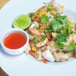 ก๋วยเตี๋ยวคั่วไก่