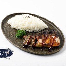 ข้าวหน้าซาบะราดซอสเทอริยากิ