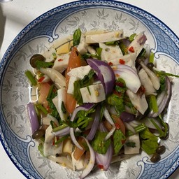 ยำลูกชิ้นซิ่ง-ก๋วยเตี๋ยวในศูนย์ราชการ