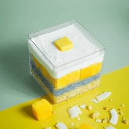 The Signature Cube Box (half size)