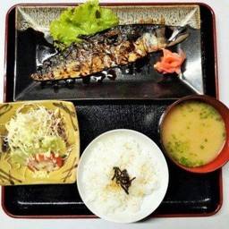 ชุดข้าวปลาซาบะย่าง