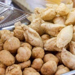 นายตาล ลูกชิ้นปลาระเบิด