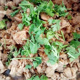 ไก่กระเทียม