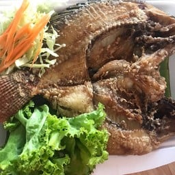 ปลานิลทอดน้ำปลา