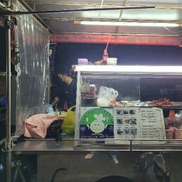 ป้าเตี้ย อาหารตามสั่ง