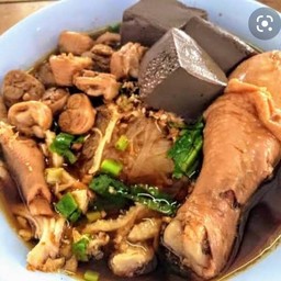 เจ๊ฟ้าใส