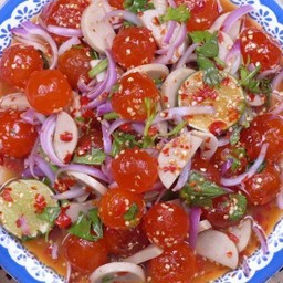 เกาเหลาหมูยอไข่แดงเค็ม