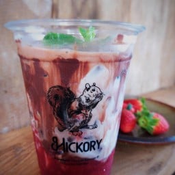 Strawberry Chocolate Latte