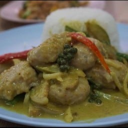 ข้าว+ผัดเขียวหวานเนี้อปลา