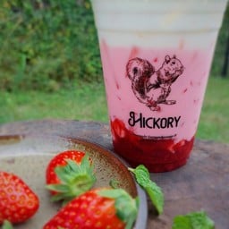 STRAWBERRY MILKY LATTE