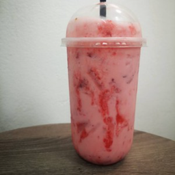 สตอเบอรี่นมสดเย็น