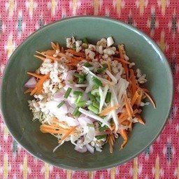 ยำไข่มดแดง