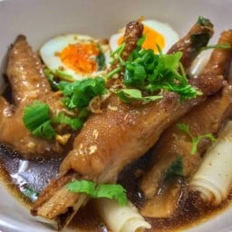 เตี๋ยวหมี่คลุกแห้ง (ซ.มังกร)