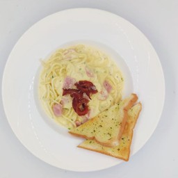 3.สปาเก็ตตี้คาโบนาร่า