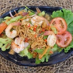 ยำมะระกุ้งสด