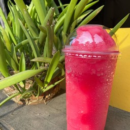 น้ำแดงมะนาวโซดาปั่น