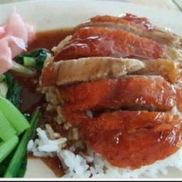 ข้าวหน้าเป็ดย่างถ่าน