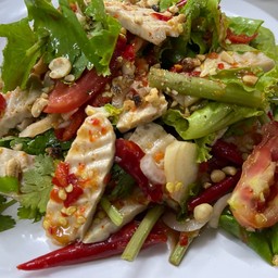 ยำหมูยอ