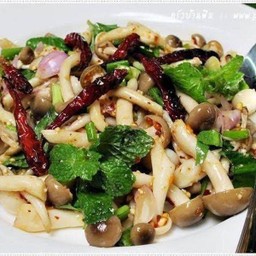 ลาบเห็ดรวมหมูสับ