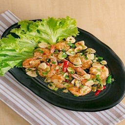 กุ้งคลุกสมุนไพร