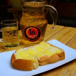 ขนมปังเนย+น้ำตาล (Delivery)