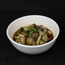 ยำเห็ดฟาง