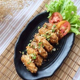 ปีกไก่ทอดพริกเกลือ
